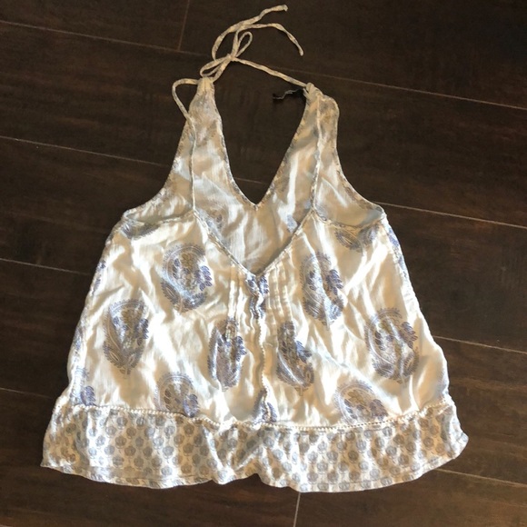 Adorable, tie up O’Neil tank top - Picture 2 of 8